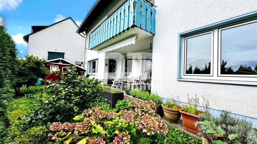 Schöne Terrassenwohnung mit Gartenbereich und umfangreicher Ausstattung in Traumlage - Titel Frontansicht